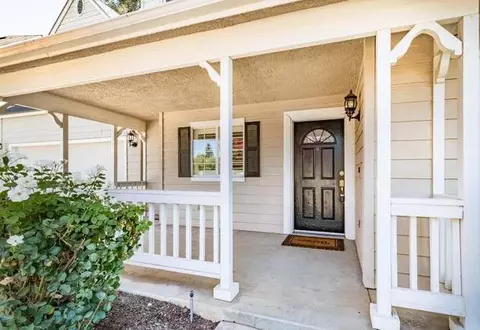 Exterior - 175 N Burgan Ave, Clovis, CA 93611 photo 2 of 11