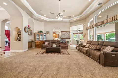 Living - 12636 Appaloosa Rd, Madera, CA 93636 photo 3 of 3