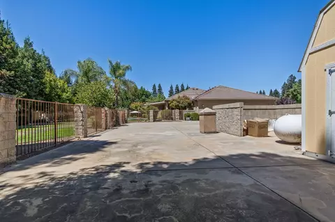 Exterior - 12636 Appaloosa Rd, Madera, CA 93636 photo 16 of 16