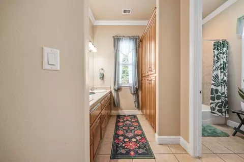 Entry Way - 12636 Appaloosa Rd, Madera, CA 93636 photo 4 of 4