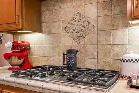 Kitchen - 12636 Appaloosa Rd, Madera, CA 93636 photo 5 of 6