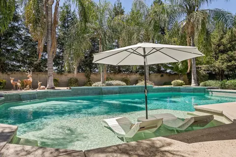 Exterior - 12636 Appaloosa Rd, Madera, CA 93636 photo 2 of 16