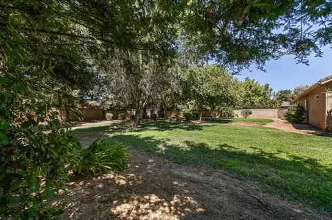 Exterior - 12636 Appaloosa Rd, Madera, CA 93636 photo 9 of 16