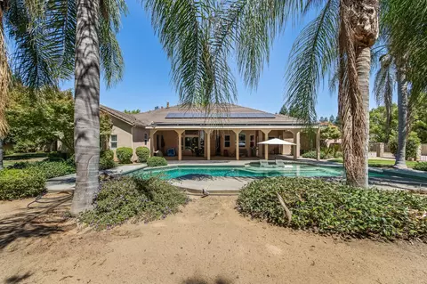 Exterior - 12636 Appaloosa Rd, Madera, CA 93636 photo 6 of 16