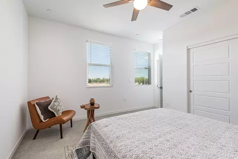 Bedroom - 5817 E Alexander Ave, Fresno, CA 93727 photo 3 of 6