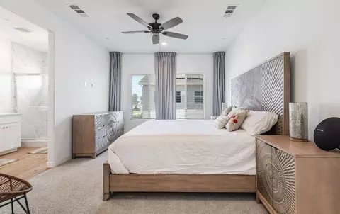 Bedroom - 5817 E Alexander Ave, Fresno, CA 93727 photo 5 of 6