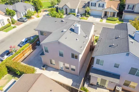 View/Area - 15 W Brittany Ln, Clovis, CA 93619 photo 17 of 21