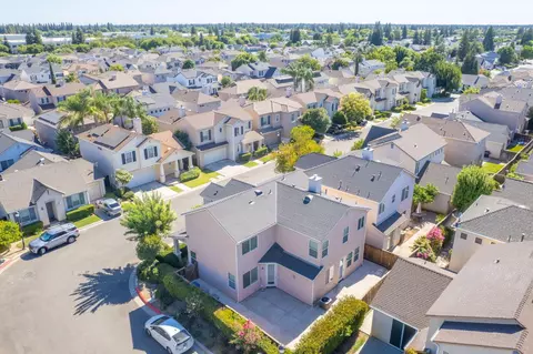 View/Area - 15 W Brittany Ln, Clovis, CA 93619 photo 14 of 21