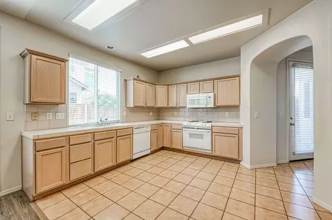 Kitchen - 15 W Brittany Ln, Clovis, CA 93619 photo 2 of 2