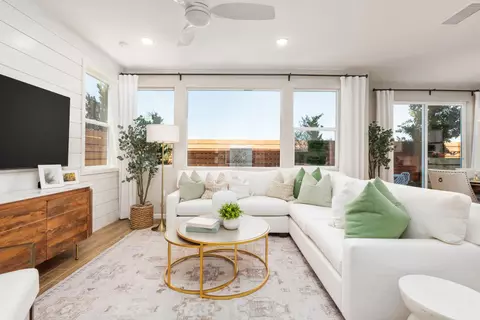 Living - 1458 Bloom Ln, Clovis, CA 93619 photo 1 of 2