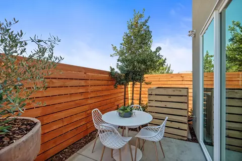 Exterior - 1458 Bloom Ln, Clovis, CA 93619 photo 4 of 4