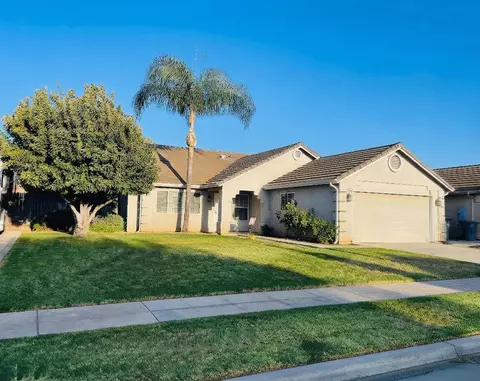 2503 S Walling Ave, Fresno, CA 93727