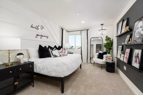 Bedroom - 1459 Woodhill Ln, Clovis, CA 93619 photo 1 of 6