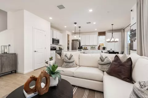 Other - 1459 Woodhill Ln, Clovis, CA 93619 photo 2 of 4