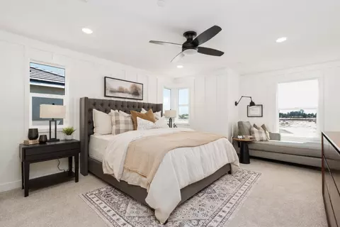 Bedroom - 1459 Woodhill Ln, Clovis, CA 93619 photo 4 of 6