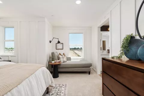 Bedroom - 1459 Woodhill Ln, Clovis, CA 93619 photo 5 of 6