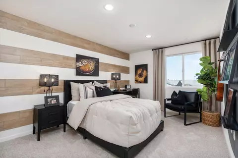 Bedroom - 1495 Woodhill Ln, Clovis, CA 93619 photo 2 of 6