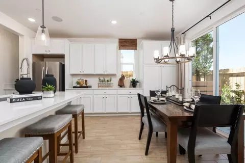 Dining - 1495 Woodhill Ln, Clovis, CA 93619 photo 1 of 2