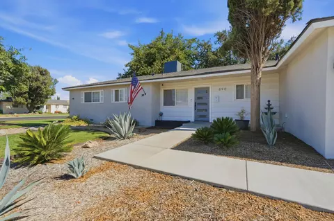 Exterior - 890 Laurel Ln, Lemoore, CA 93245 photo 7 of 14