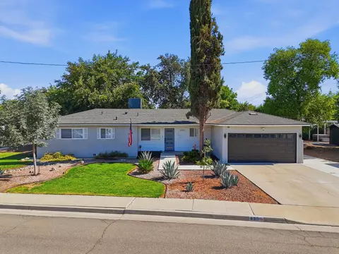 Exterior - 890 Laurel Ln, Lemoore, CA 93245 photo 6 of 14