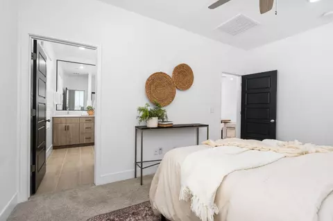 Bedroom - 557 N Terry Ln, Clovis, CA 93611 photo 4 of 4