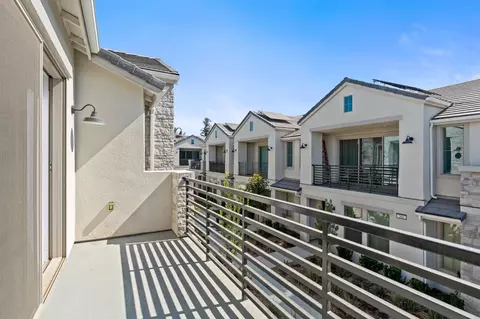 Other - 557 N Terry Ln, Clovis, CA 93611 photo 9 of 10