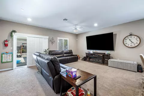Living - 172 Adobe Ct, Coalinga, CA 93210 photo 1 of 1