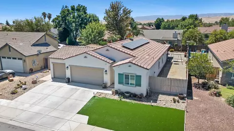 View/Area - 172 Adobe Ct, Coalinga, CA 93210 photo 19 of 21