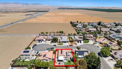 View/Area - 172 Adobe Ct, Coalinga, CA 93210 photo 7 of 21