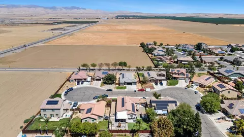 View/Area - 172 Adobe Ct, Coalinga, CA 93210 photo 6 of 21