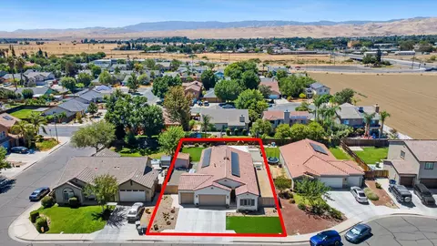 View/Area - 172 Adobe Ct, Coalinga, CA 93210 photo 13 of 21