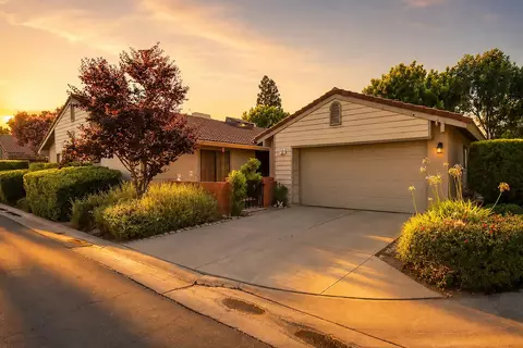 7059 N Teilman Ave #102, Fresno, CA 93711