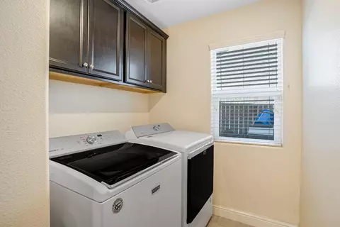 Other - 347 Maclure Ave W, Madera, CA 93636 photo 4 of 6