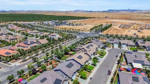 View/Area - 347 Maclure Ave W, Madera, CA 93636 photo 6 of 14