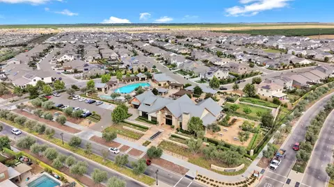 View/Area - 347 Maclure Ave W, Madera, CA 93636 photo 8 of 14