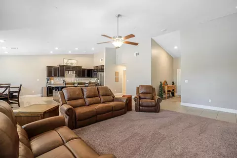 Entry Way - 347 Maclure Ave W, Madera, CA 93636 photo 2 of 2