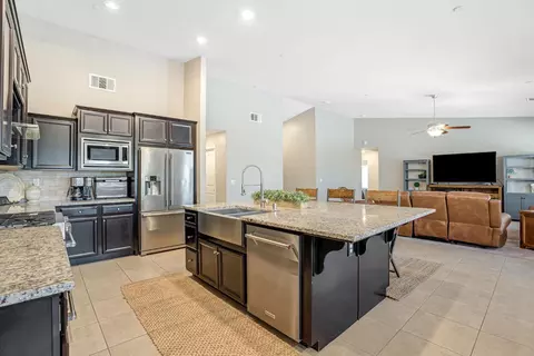 Kitchen - 347 Maclure Ave W, Madera, CA 93636 photo 4 of 5