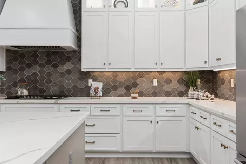 Kitchen - 1681 N Shirley Ave, Clovis, CA 93619 photo 2 of 6