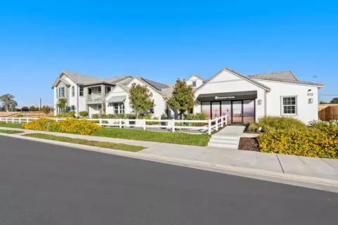Other - 1681 N Shirley Ave, Clovis, CA 93619 photo 8 of 8