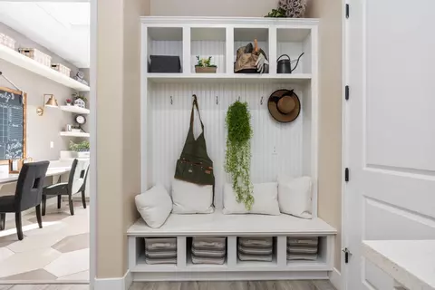Entry Way - 1681 N Shirley Ave, Clovis, CA 93619 photo 2 of 2