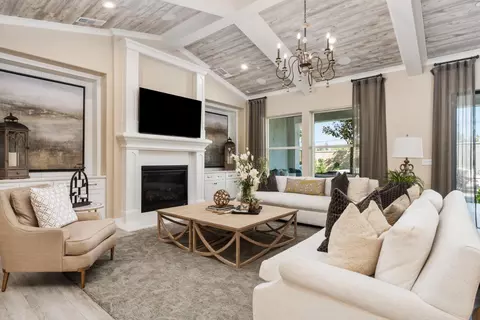 Living - 1681 N Shirley Ave, Clovis, CA 93619 photo 1 of 7