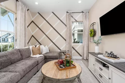 Living - 1681 N Shirley Ave, Clovis, CA 93619 photo 7 of 7