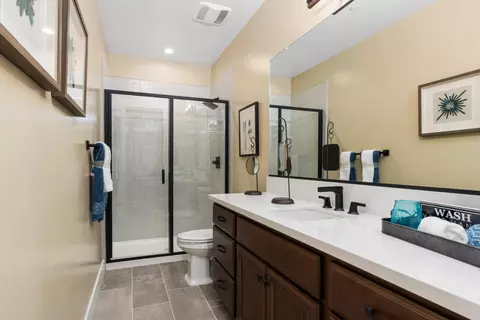 Bath - 1691 Shirley, Clovis, CA 93619 photo 2 of 5