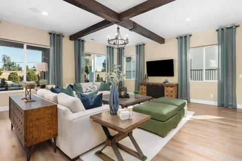 Living - 1691 Shirley, Clovis, CA 93619 photo 2 of 6