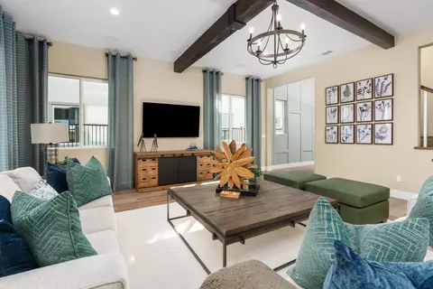 Living - 1691 Shirley, Clovis, CA 93619 photo 3 of 6