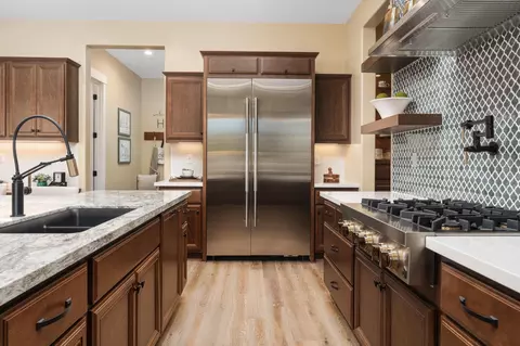 Kitchen - 1691 Shirley, Clovis, CA 93619 photo 5 of 7