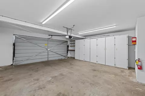 Other - 571 W Pat Dr, Clovis, CA 93612 photo 4 of 5