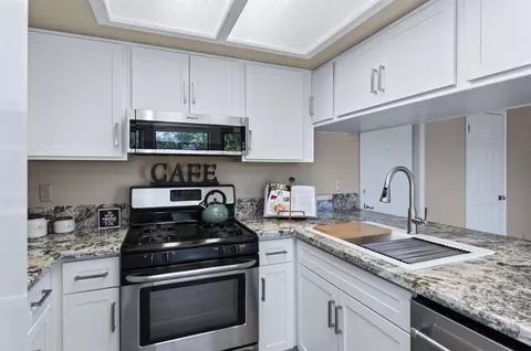 Kitchen - 571 W Pat Dr, Clovis, CA 93612 photo 1 of 2