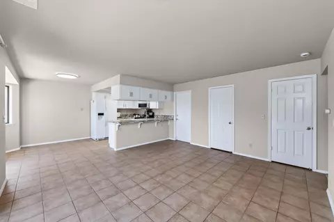 Other - 571 W Pat Dr, Clovis, CA 93612 photo 2 of 5