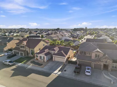 View/Area - 674 Agua Dulce Ave, Clovis, CA 93619 photo 2 of 12